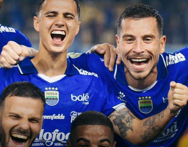Kata-Kata Berkelas Thom Haye Usai Bawa Persib Bandung Lolos 16 Besar AFC Champions League 2 2025-2026