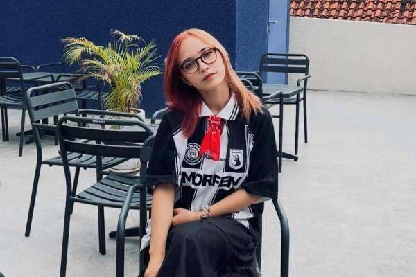 Bobotoh Cantik Rika Ule Optimistis Persib Bandung Hajar PSBS Biak di Super League 2025-2026: Menang 2-0!