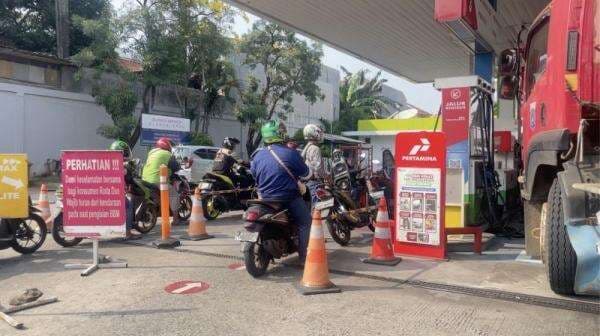 Harga Pertamax Naik Tembus Rp16.250, Masyarakat Kini Serbu Pertalite