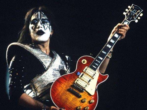 Kabar Duka, Gitaris Kiss Ace Frehley Meninggal Dunia