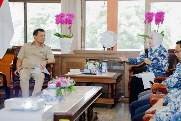 Cuaca Jelang Lebaran Dinilai Aman, Gubernur Jateng Pastikan Tanpa Rekayasa Hujan