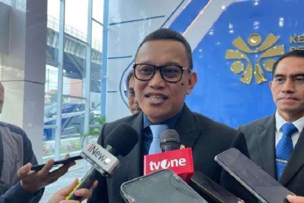 Menteri Karding Sebut Azis Wellang Tak Lagi Berstatus Tersangka Pembalakan Liar