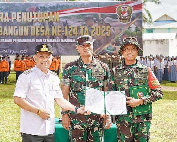 WAKASAD Resmi Tutup TMMD Reguler Ke-124 Kodim 1012/Btk di Barito Selatan WAKASAD Resmi Tutup TMMD Reguler Ke-124 Kodim 1012/Btk di Barito Selatan