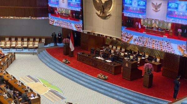 Guru Besar UI: Penetapan Calon Hakim MK yang Diusung DPR Sesuai Undang-Undang!