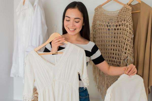 Kurangi Beli Pakaian Baru, Intip Trik Merawat Baju ala Valerie Twins Biar Awet Kurangi Beli Pakaian Baru, Intip Trik Merawat Baju ala Valerie Twins Biar Awet
