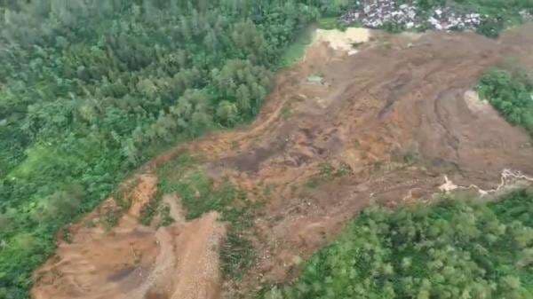 Longsor Susulan Intai Warga Banjarnegara, Ditemukan Rekahan Membentuk Pola Tapal Kuda