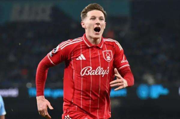 Man City Siap Pecahkan Rekor Transfer demi Wonderkid Inggris Ini, Tawaran Rp2,9 Triliun Tetap Ditolak Man City Siap Pecahkan Rekor Transfer demi Wonderkid Inggris Ini, Tawaran Rp2,9 Triliun Tetap Ditolak