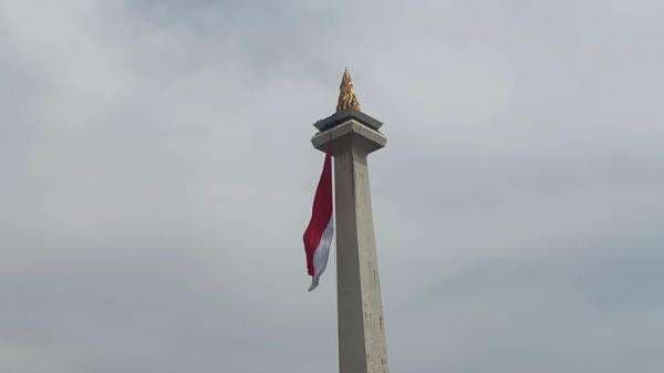 Viral Gegara Robek, Bendera Merah Putih Kini Berkibar di Gladi Bersih HUT TNI