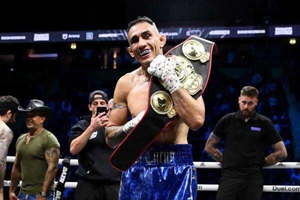 Tony Ferguson Akhiri Puasa Kemenangan dengan TKO Salt Papi di Ring Tinju!