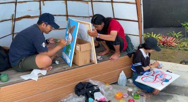 Unik, Lomba Lukis Bung Karno dan Mewarnai Topeng Peringati dan Maknai Nilai Pancasila di Hari Lahir Unik, Lomba Lukis Bung Karno dan Mewarnai Topeng Peringati dan Maknai Nilai Pancasila di Hari Lahir