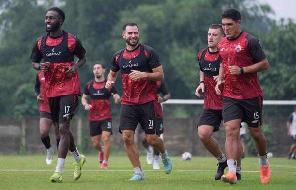 Jelang Arema FC vs Persija Jakarta, Mauricio Souza Minta Macan Kemayoran Tak Terlena Tren Positif
