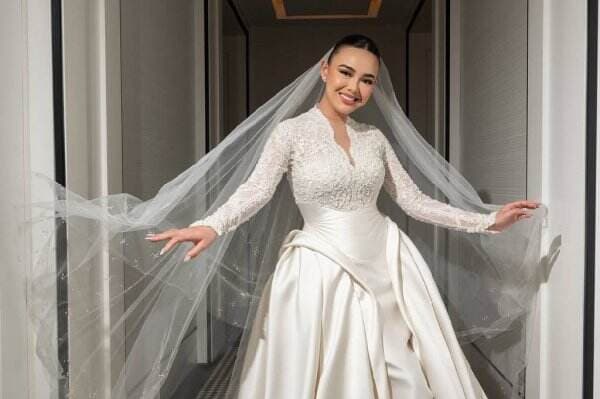 Amanda Manopo Menikah, Gaun Rancangan Hian Tjen dan Makeup Bennu Sorumba