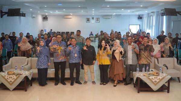 Mulia Industry Group Salurkan Bantuan Sarana Prasarana Pendidikan di SMKN 2 Bekasi