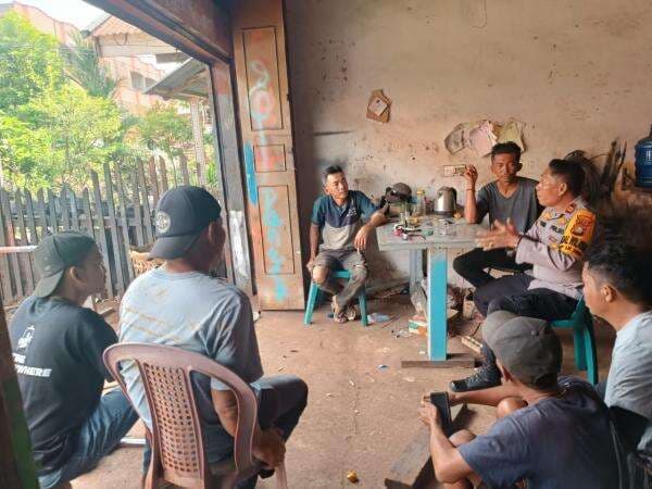 Polsek Dumai Kota Laksanakan Cooling System dan Silaturahmi Kamtibmas di Bengkel Las