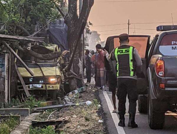 Kecelakaan Maut di Jalan Bojonegoro–Babat, Pengayuh Sepeda Tewas di Tempat