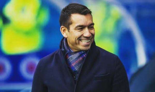 5 Tanda Giovanni van Bronckhorst Segera Latih Timnas Indonesia, Nomor 1 Dibocorkan PSSI! 5 Tanda Giovanni van Bronckhorst Segera Latih Timnas Indonesia, Nomor 1 Dibocorkan PSSI!