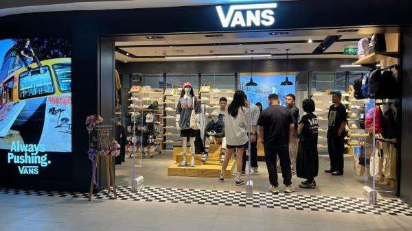 Vans Indonesia Resmikan Toko ke-38 di 23 Paskal Bandung, Hadirkan Produk Eksklusif