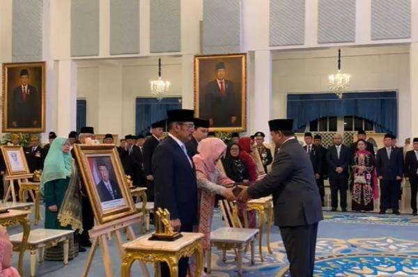 Foto 10 Pahlawan Nasional Dipajang di Istana: Soeharto, Gus Dur hingga Sarwo Edhie