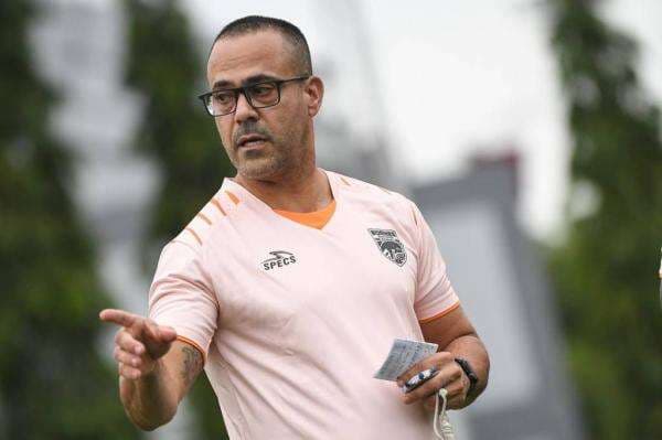 Pelatih Borneo FC Fabio Lefundes Kirim Peringatan Keras untuk Persib 