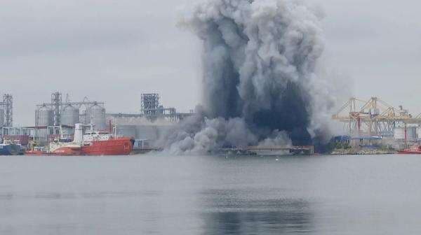 Diduga Drone Laut Ukraina Meledak di Pelabuhan Rumania