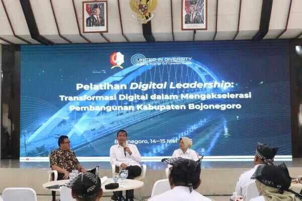Hadirkan Kang Yoto, Pemkab Bojonegoro Gelar Pelatihan Digital Leadership Bagi Pejabat OPD