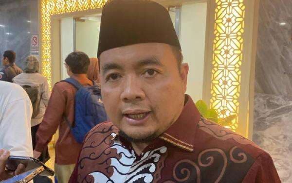 Buat Aturan Baru terkait Ijazah Capres-Cawapres, KPU Bantah untuk Lindungi Jokowi dan Gibran