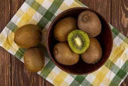 Kiwi Gold dan Kiwi Hijau, Mana yang Bagus untuk Kesehatan?