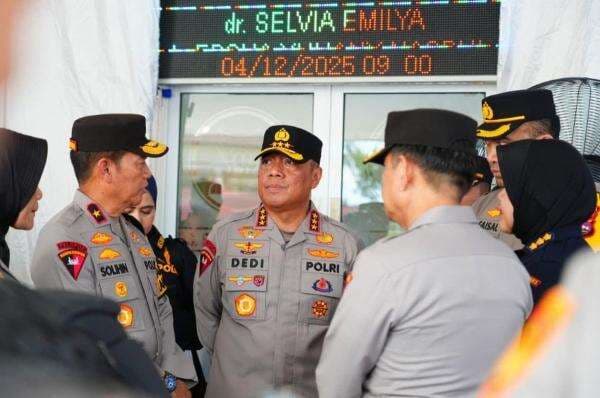 Wakapolri Sebut Pemulihan Infrastruktur Kunci Pergerakan Ekonomi di Daerah Terdampak Bencana Wakapolri Sebut Pemulihan Infrastruktur Kunci Pergerakan Ekonomi di Daerah Terdampak Bencana