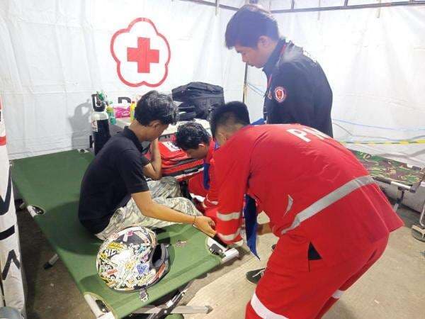 Lagi-lagi Jalan Rusak di Karawang Bikin Pemudik Celaka, PPK 1 Jawa Barat Minta Maaf