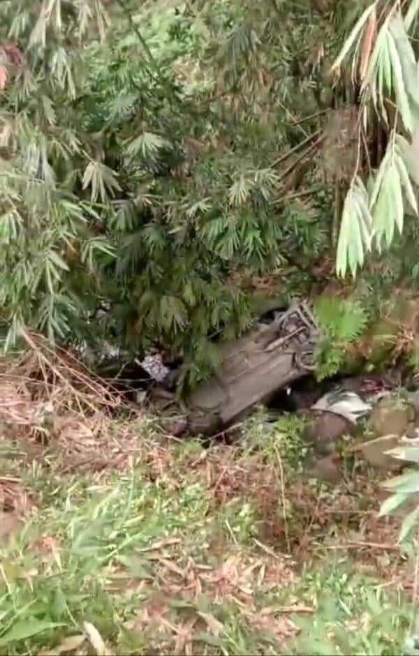 Aplikasi Penunjuk Arah Tak Akurat, Mobil Ditumpangi Satu Keluarga Asal Tangerang Terjun ke Jurang