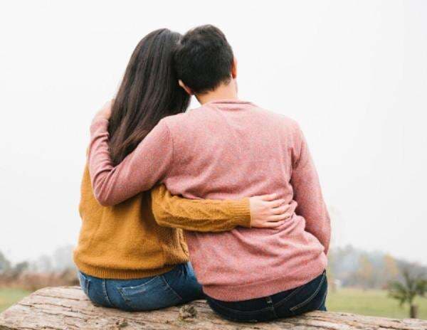 Viral Jasa 'Gue Temenin Jalan' di Jakarta, Teman Sewaan untuk Lawan Sepi Viral Jasa 'Gue Temenin Jalan' di Jakarta, Teman Sewaan untuk Lawan Sepi