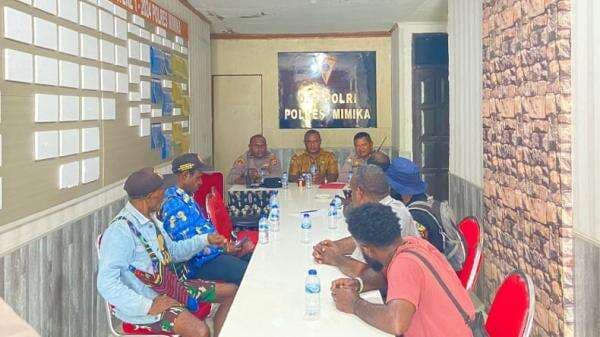 Polres Mimika Mediasi 2 Kelompok Warga yang Bertikai