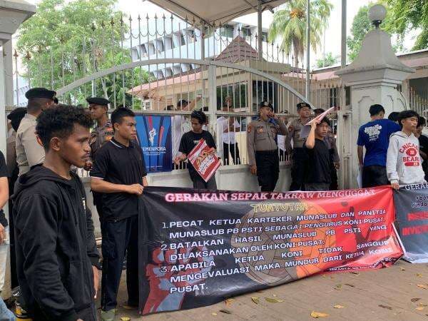 Kantor Kemenpora Didemo Siang Ini, Tuntut Batalkan Hasil Munaslub PB PSTI!