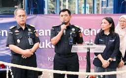 Jaga Stabilitas Industri Hasil Tembakau dan MMEA, Bea Cukai Jamin Ketersediaan Pita Cukai 2026