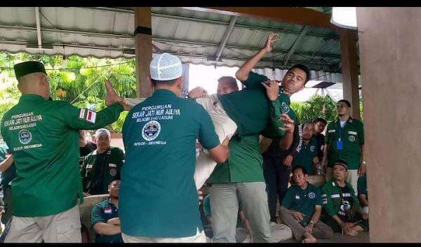 Proteksi Diri dari Praktek Kejahatan Ribuan Orang Perdalam Ilmu Laduni di Nanggung Kabupaten Bogor Proteksi Diri dari Praktek Kejahatan Ribuan Orang Perdalam Ilmu Laduni di Nanggung Kabupaten Bogor