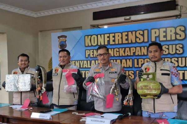 Polisi Bongkar Jaringan Pengoplosan Gas LPG Subsidi di Semarang Beromzet Miliaran