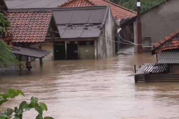 BPBD: 22.724 KK Terdampak Banjir di Bekasi, 5.344 Jiwa Mengungsi
