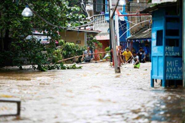 Banjir Jakarta Mulai Surut, BPBD Catat 81 RT Masih Tergenang