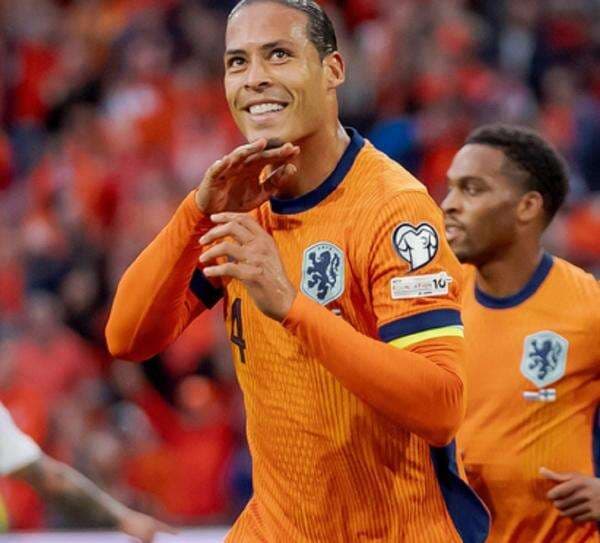 Kisah Pemain Liverpool Keturunan Indonesia Virgil van Dijk, Lakukan Selebrasi Khas Ole Romeny di Kualifikasi Piala Dunia 2026