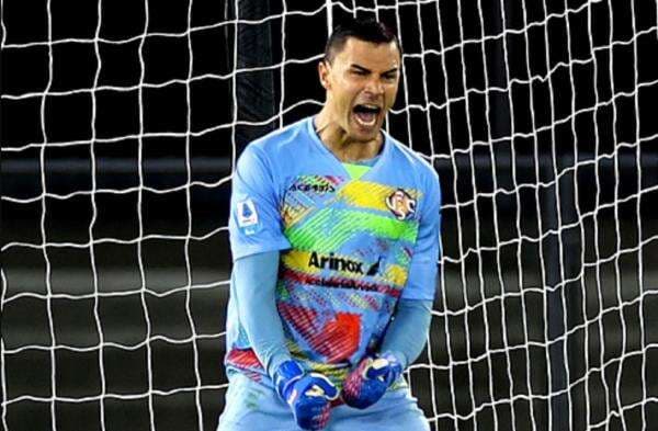 Patrick Kluivert Bahagia, Kiper Timnas Indonesia Emil Audero Pemain Terbaik Laga Hellas Verona vs Cremonese!