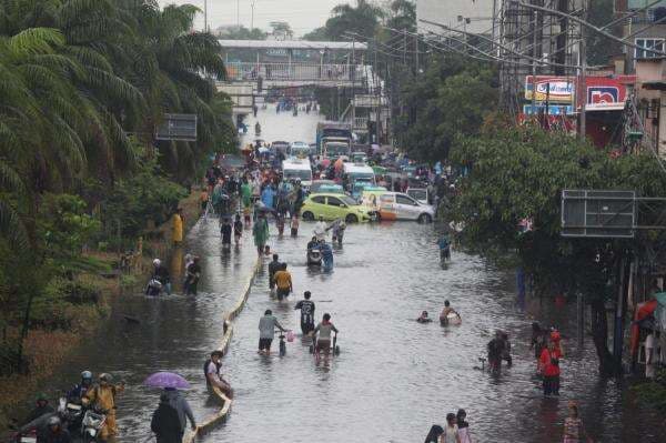 Banjir Belum Surut, 11 RT di Jakarta Masih Terendam  