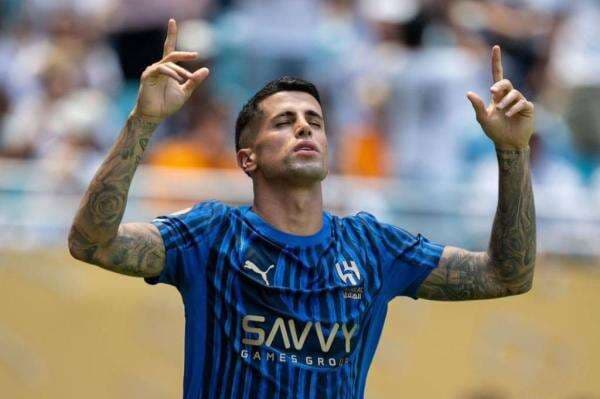 Gagal Dapatkan Joao Cancelo, Inter Milan Siapkan Strategi Mengejutkan di Bursa Transfer Musim Panas!