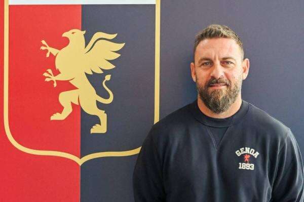 Daniele De Rossi Resmi Jadi Pelatih Genoa, Siap Selamatkan Klub dari Degradasi Serie A Daniele De Rossi Resmi Jadi Pelatih Genoa, Siap Selamatkan Klub dari Degradasi Serie A