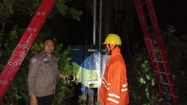 Pencurian Kabel Optik PLN Terjadi di Kecamatan Matangga, Bhabinkamtibmas Datangi TKP