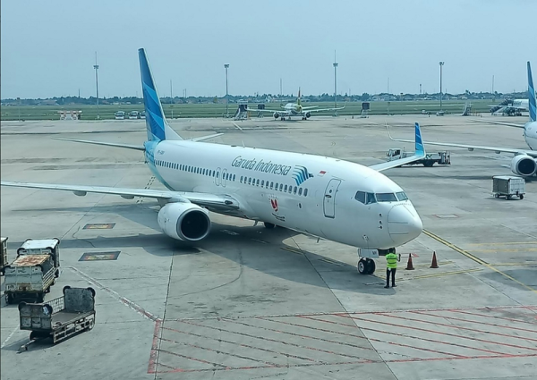 Viral Pesawat Turbulensi Bikin Awak Kabin Patah Tulang, Dirut Garuda Ungkap Fakta Sebenarnya