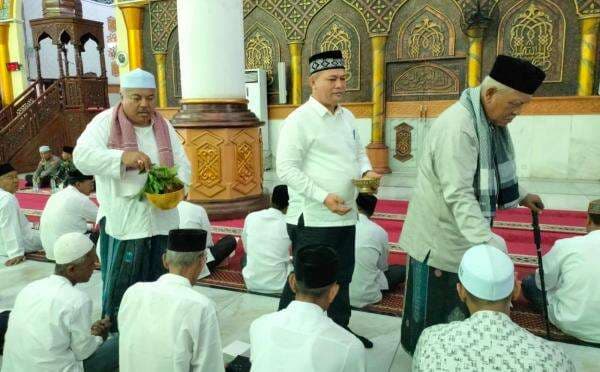 Bupati Aceh Utara Hadiri Prosesi Peusijuek 423 Jamaah Calon Haji Tahun 2025