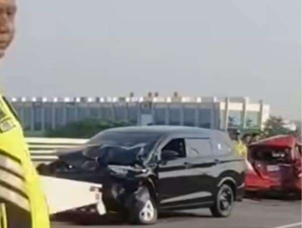 Kronologi Kecelakaan Beruntun di PIK 2 Jakut yang Sebabkan 6 Mobil Hancur