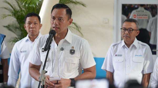 AHY Tinjau Kesiapan Layanan Pelindo di Terminal Penumpang Tanjung Priok Jelang Libur Nataru