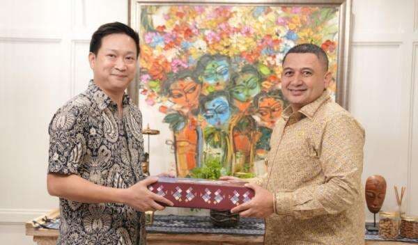 Munafri Kukuh Bangun Stadion di Makassar, Tawarkan Investasi ke 5 Delegasi Negara