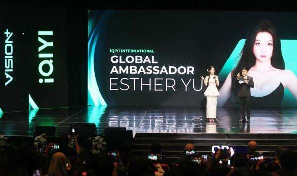 Esther Yu Icip Makanan Khas Indonesia di Meet &amp; Greet Vision+ dan iQIYI, Cilok Jadi Menu Favorit